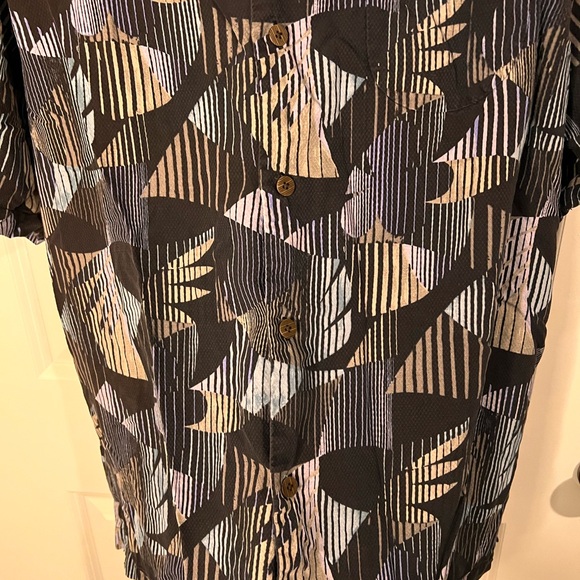 Tommy Bahama Silk Shirt Men’s Large Button Up Short Sleeve Polo - Picture 4 of 8